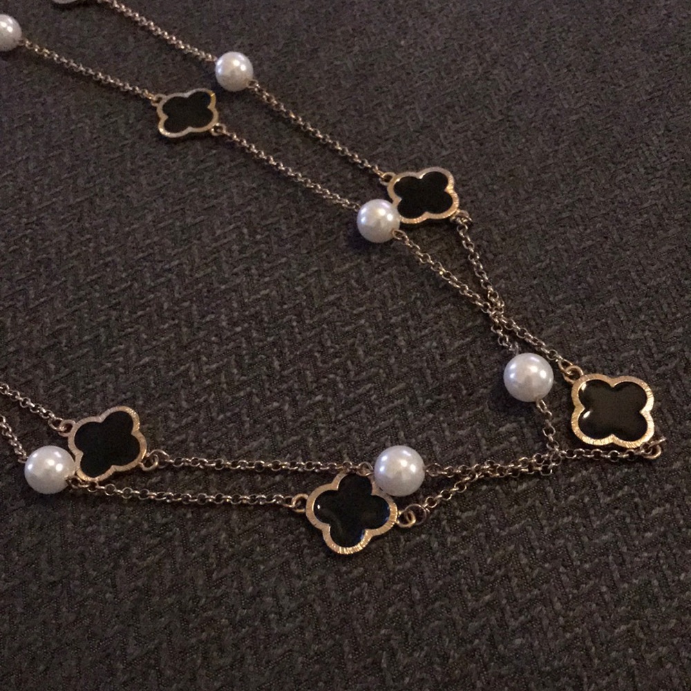 Beaded necklace